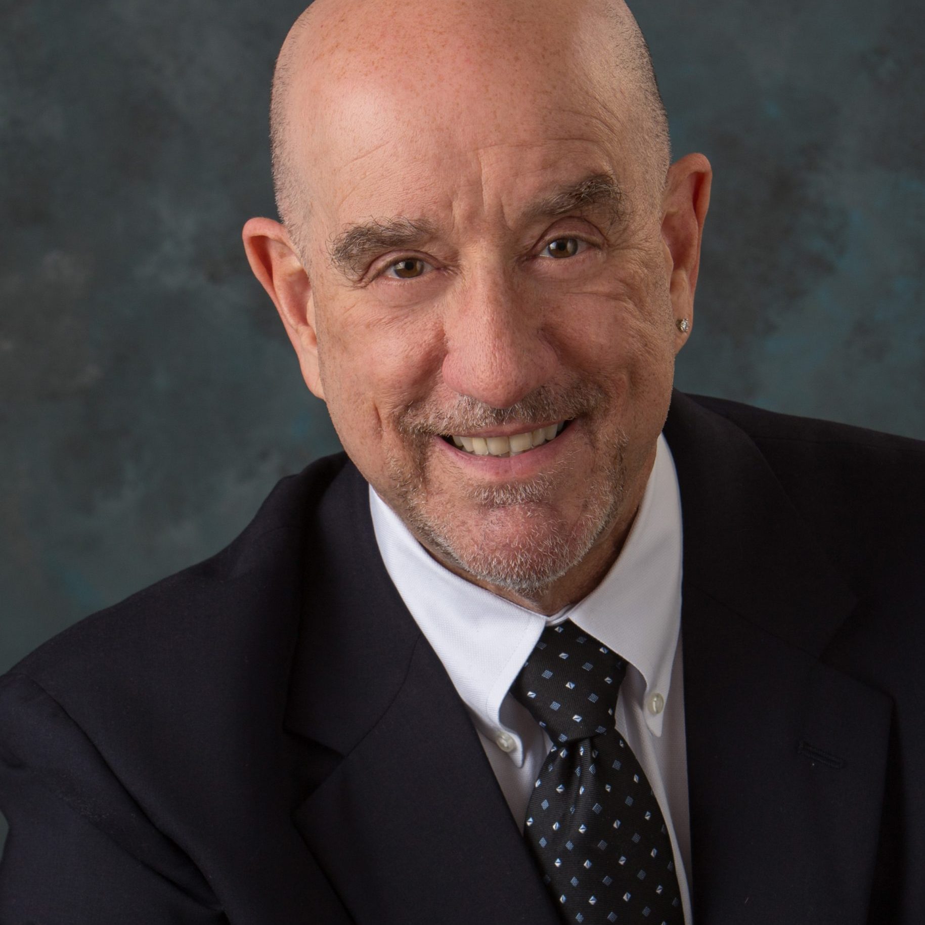 Dr. Martin Kaplan 